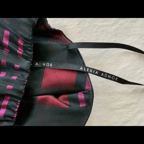 Alexia Admor Strapless Mini Cocktail Dress - Picture 5 of 12